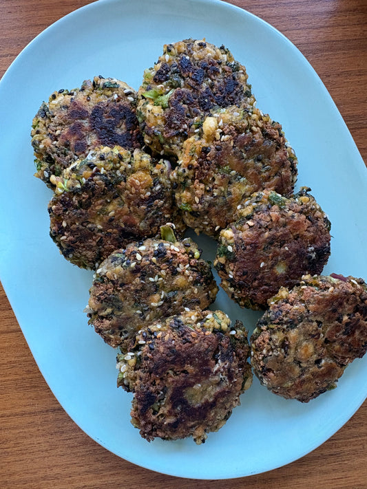 CRISPY TOFU, SEAWEED, BROCCOLI + BLACK SESAME FRITTERS