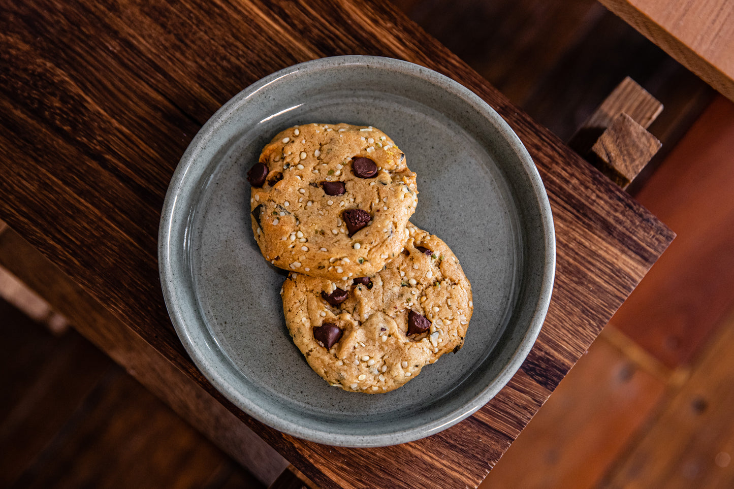 TAHINI, HEMP SEED + CHOC CHIP COOKIES